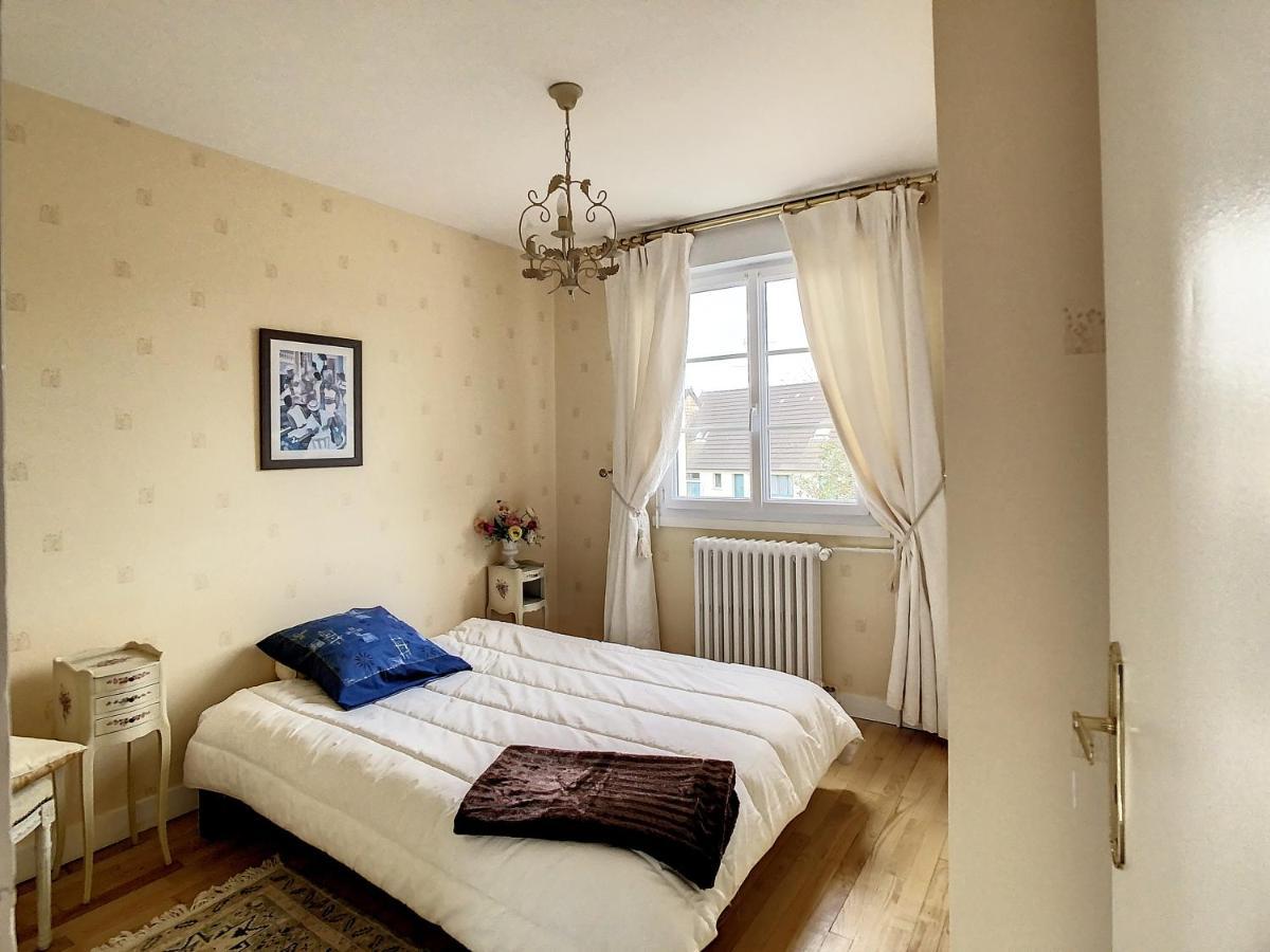 Maison De Charme Proche Centre Ville Avranches Eksteriør billede