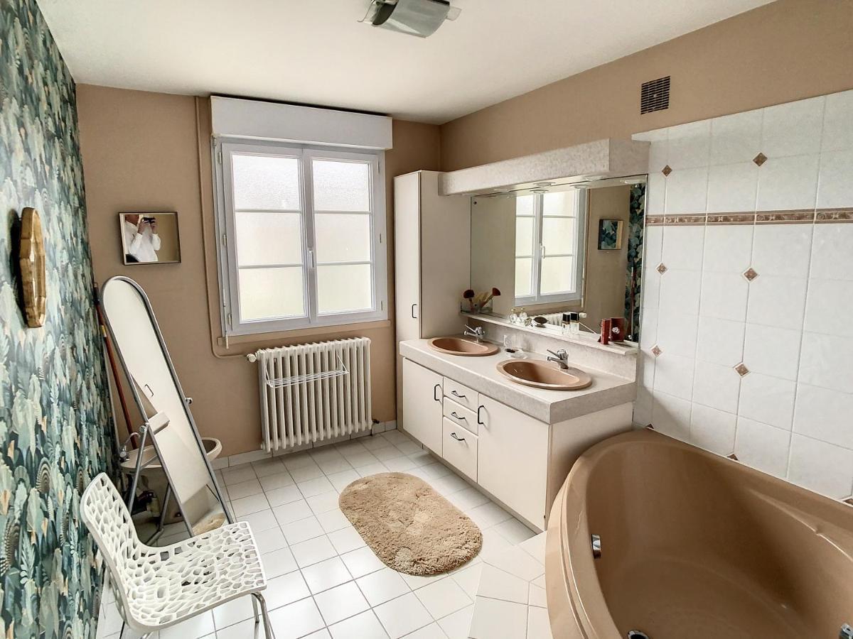 Maison De Charme Proche Centre Ville Avranches Eksteriør billede